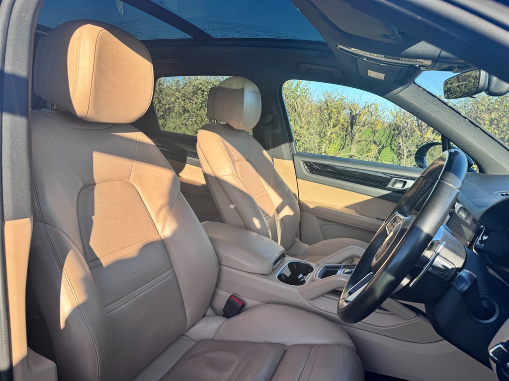 Used Porsche Cayenne 2018 for sale - 76628507: Photo 8