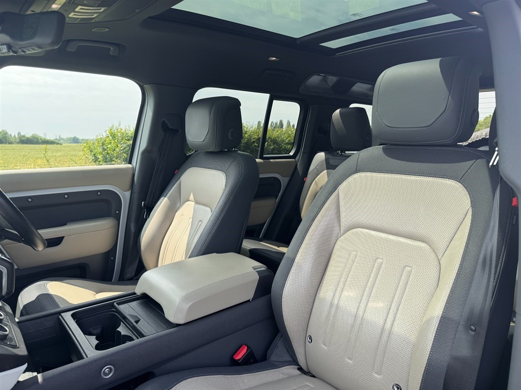 Used Land Rover Defender 110 2021 for sale - 76265761: Photo 12