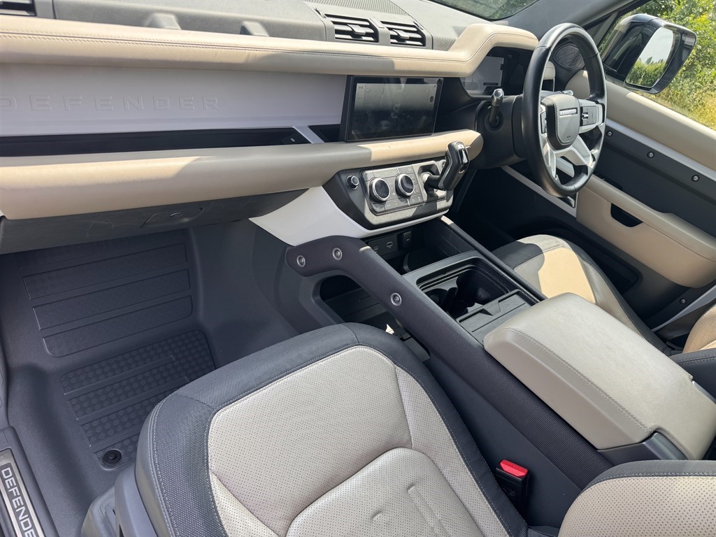 Used Land Rover Defender 110 2021 for sale - 76265761: Photo 14
