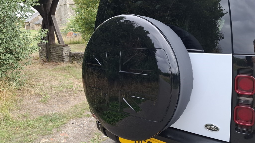 Used Land Rover Defender 110 2021 for sale - 76265761: Photo 26