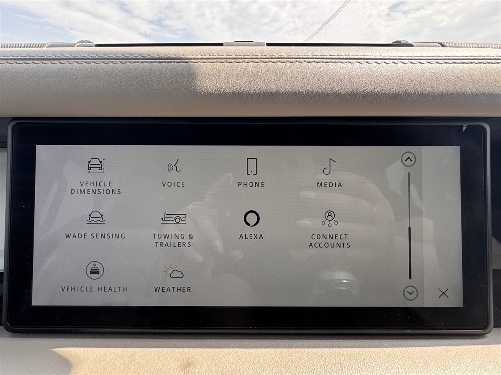 Used Land Rover Defender 110 2021 for sale - 76265761: Photo 31