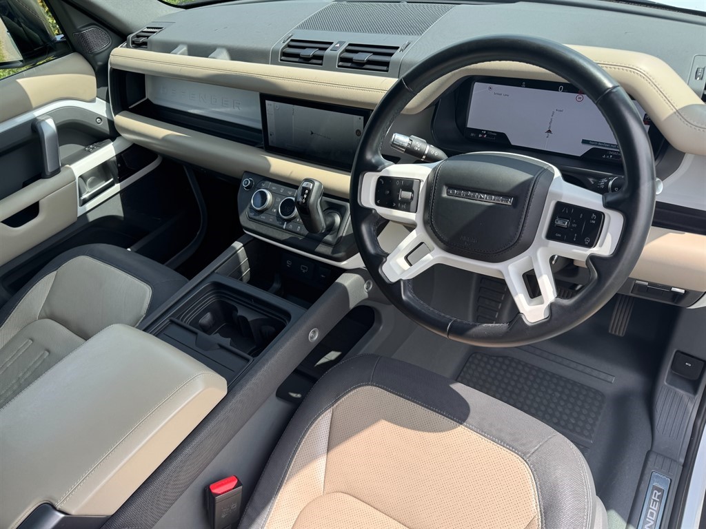 Used Land Rover Defender 110 2021 for sale - 76265761: Photo 6