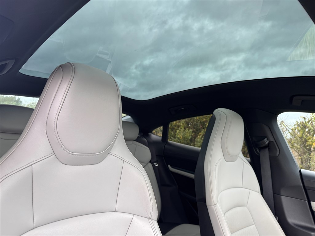 Used Porsche Taycan 2020 for sale - 76438275: Photo 9