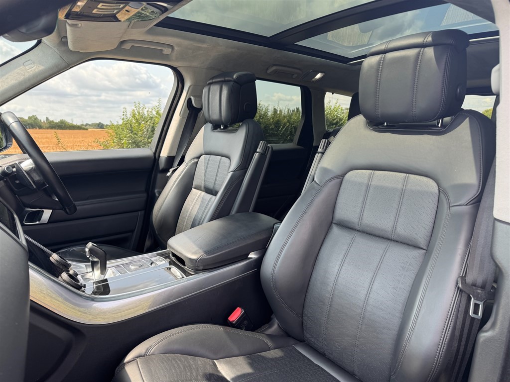 Used Land Rover Range Rover Sport 2018 for sale - 76265755: Photo 11