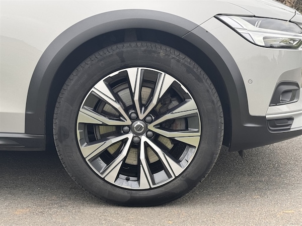 Used Volvo V90 2023 for sale - 76240974: Photo 34