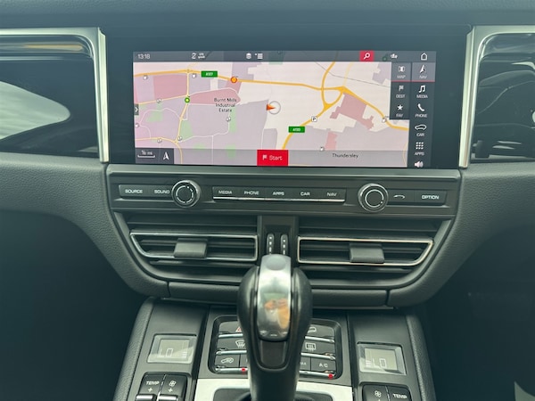 Used Porsche Macan 2020 for sale - 75653163: Photo 11