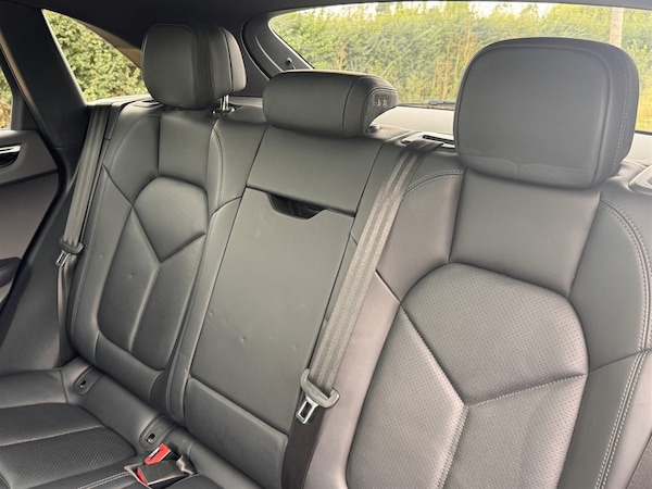 Used Porsche Macan 2020 for sale - 75653163: Photo 21