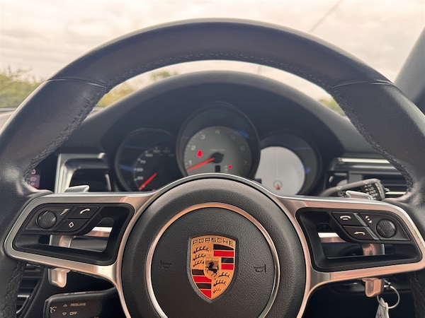 Used Porsche Macan 2020 for sale - 75653163: Photo 27