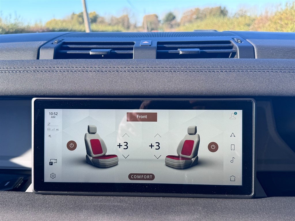 Used Land Rover Defender 2021 for sale - 76652886: Photo 18