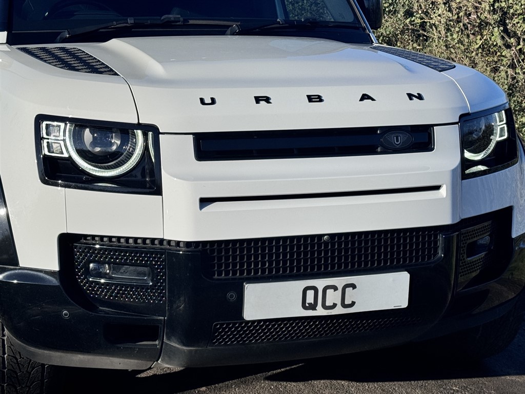 Used Land Rover Defender 2021 for sale - 76652886: Photo 21