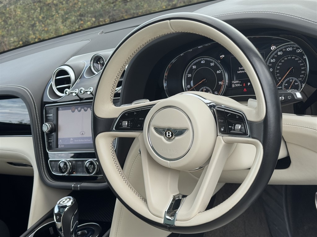 Used Bentley Bentayga 2019 for sale - 76466634: Photo 11