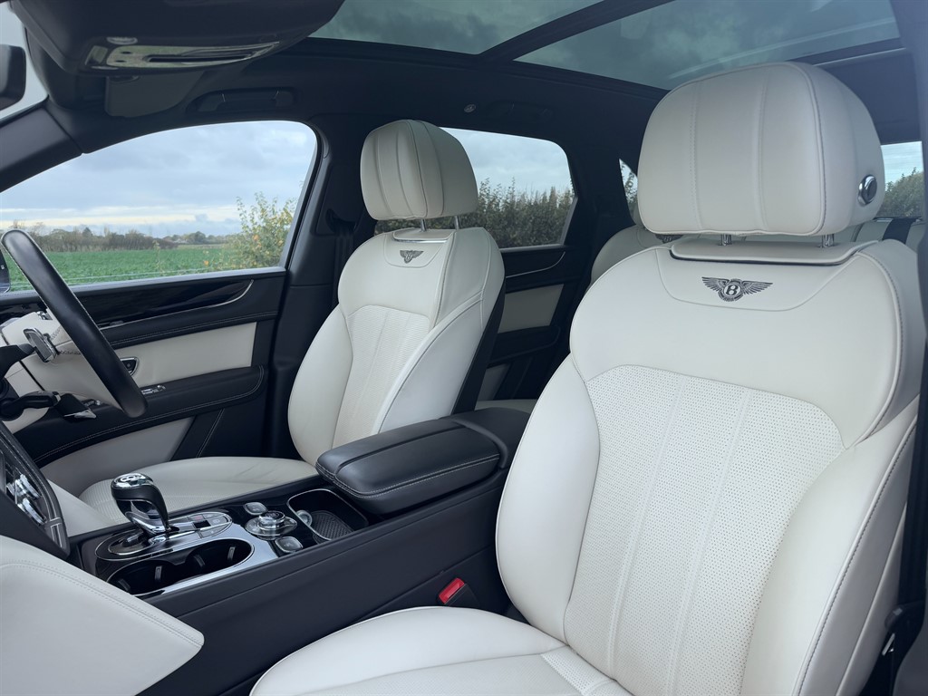 Used Bentley Bentayga 2019 for sale - 76466634: Photo 13