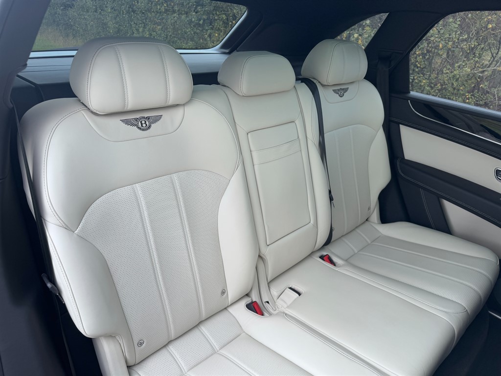 Used Bentley Bentayga 2019 for sale - 76466634: Photo 16