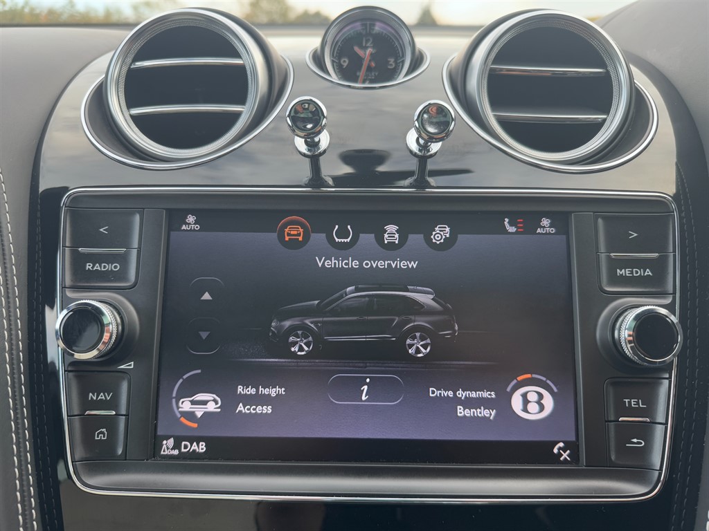 Used Bentley Bentayga 2019 for sale - 76466634: Photo 24