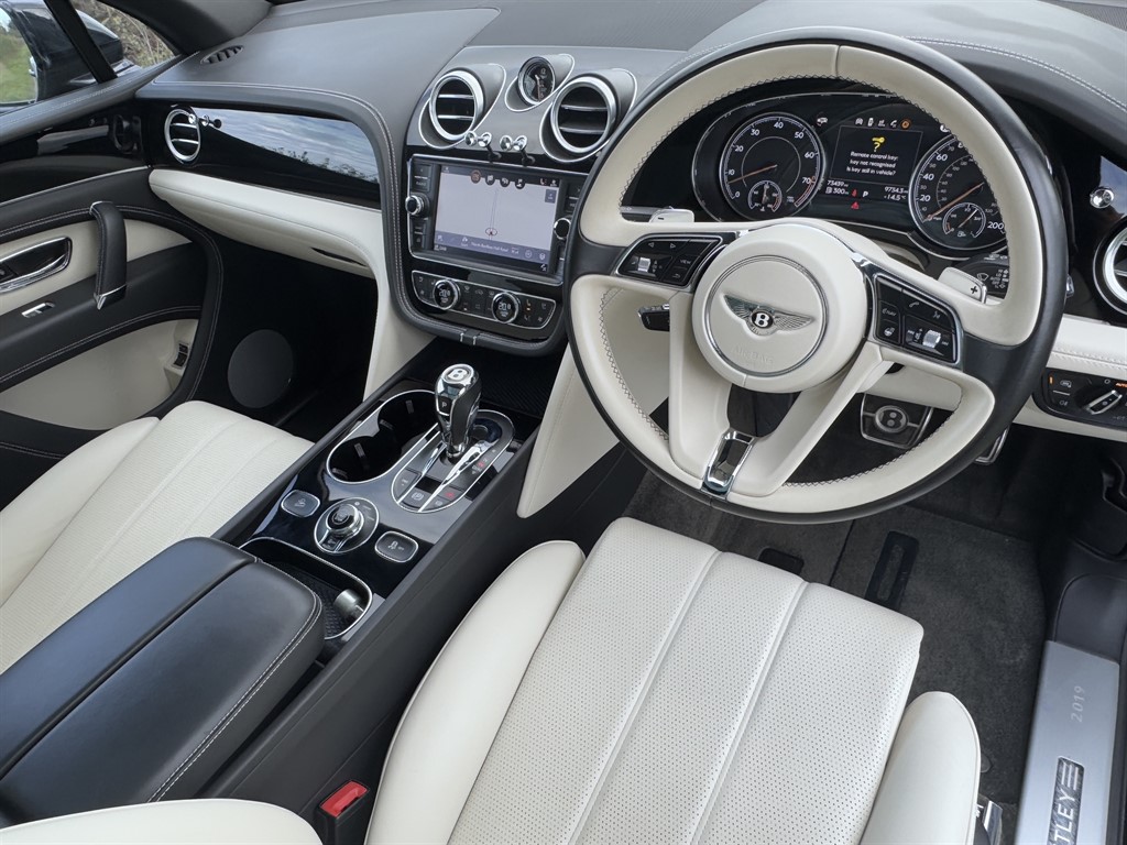 Used Bentley Bentayga 2019 for sale - 76466634: Photo 6