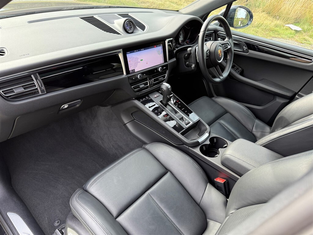 Used Porsche Macan 2022 for sale - 76131019: Photo 11