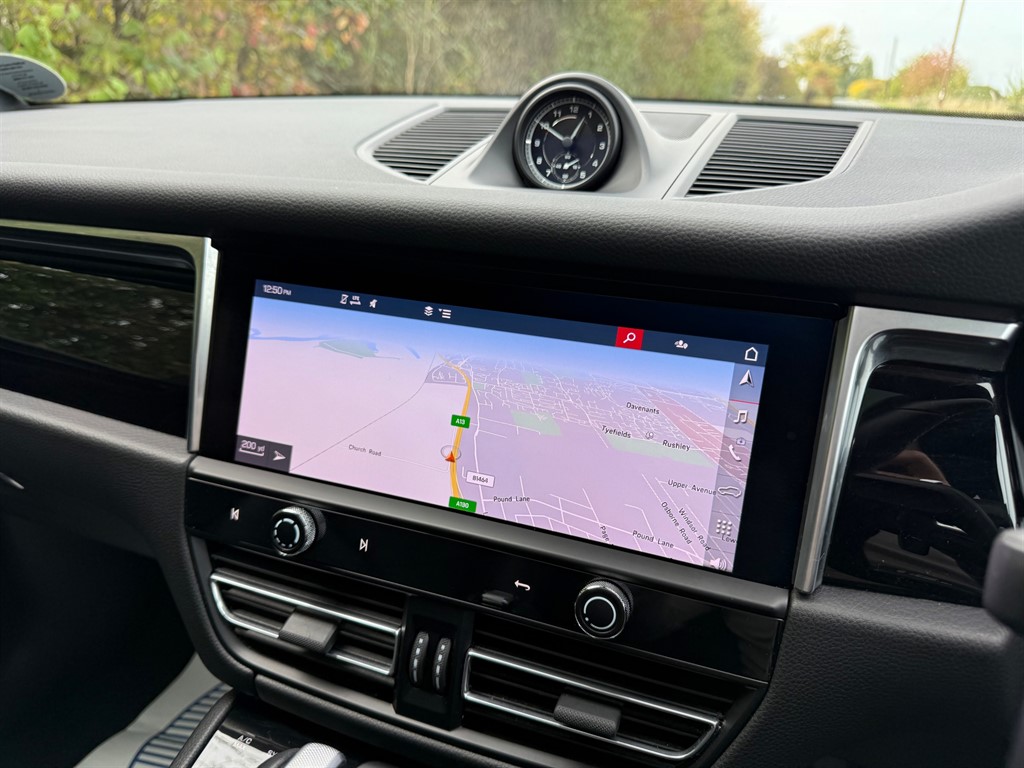 Used Porsche Macan 2022 for sale - 76131019: Photo 18