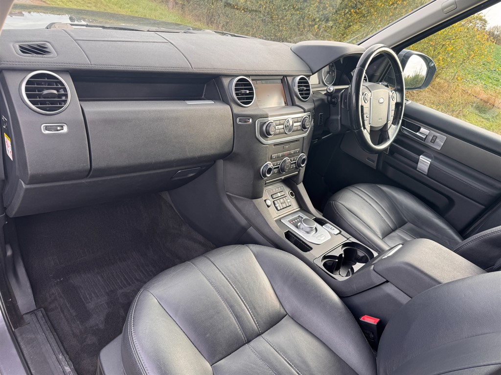 Used Land Rover Discovery 2015 for sale - 76415440: Photo 14