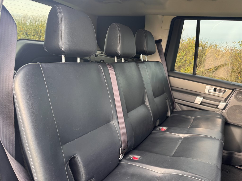 Used Land Rover Discovery 2015 for sale - 76415440: Photo 15