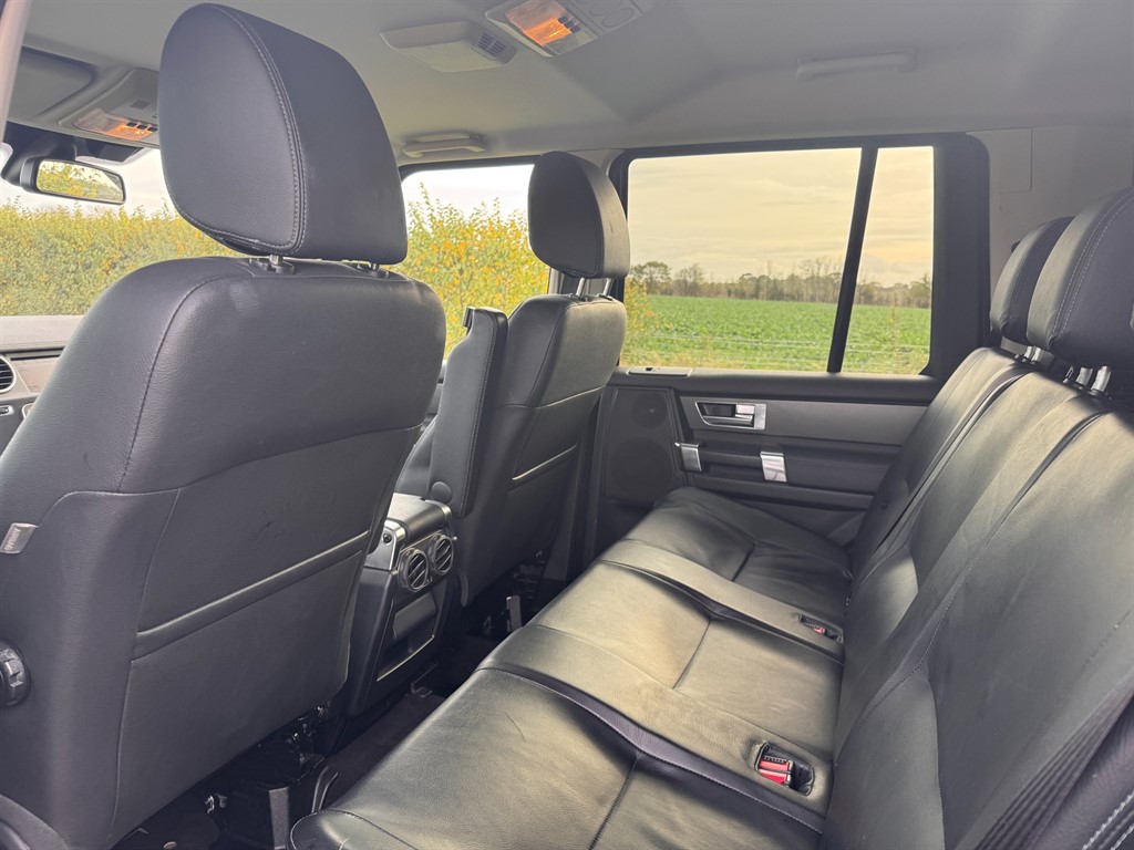 Used Land Rover Discovery 2015 for sale - 76415440: Photo 17