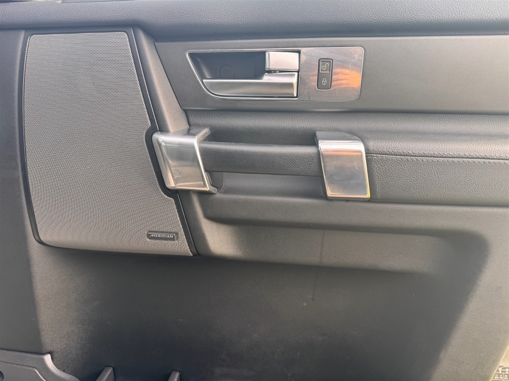 Used Land Rover Discovery 2015 for sale - 76415440: Photo 20