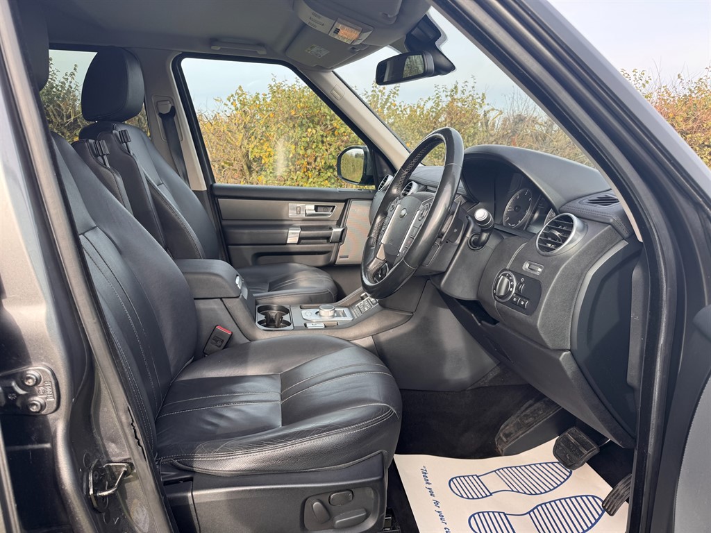 Used Land Rover Discovery 2015 for sale - 76415440: Photo 7