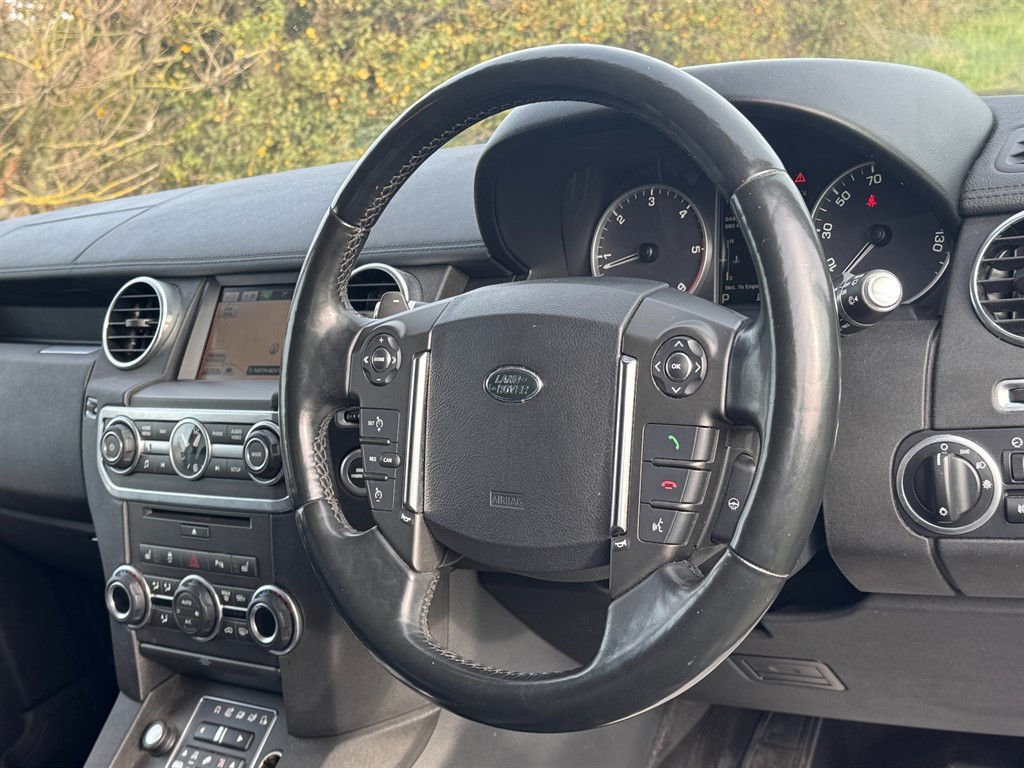 Used Land Rover Discovery 2015 for sale - 76415440: Photo 9