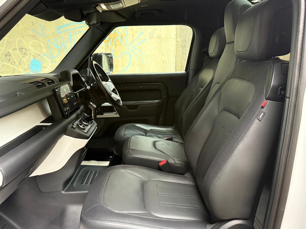 Used Land Rover Defender 90 2022 for sale - 76580403: Photo 12