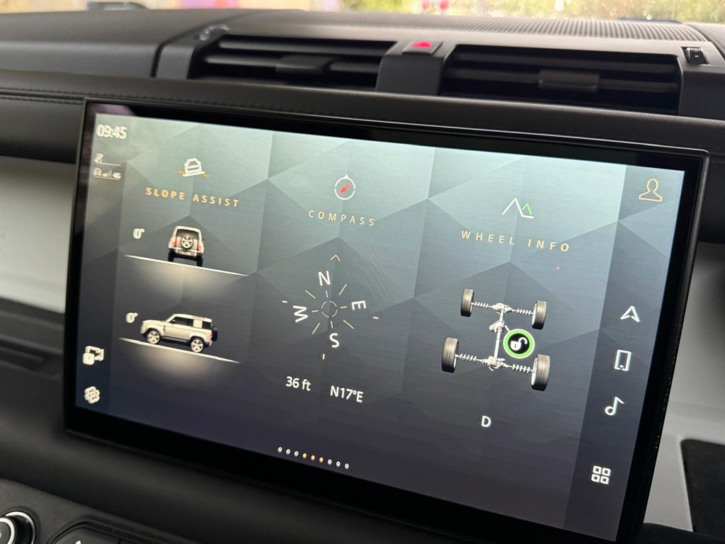 Used Land Rover Defender 90 2022 for sale - 76580403: Photo 17