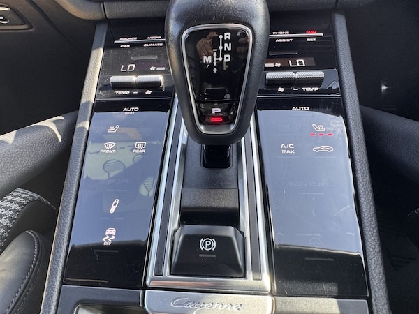 Used Porsche Cayenne 2021 for sale - 76117210: Photo 14