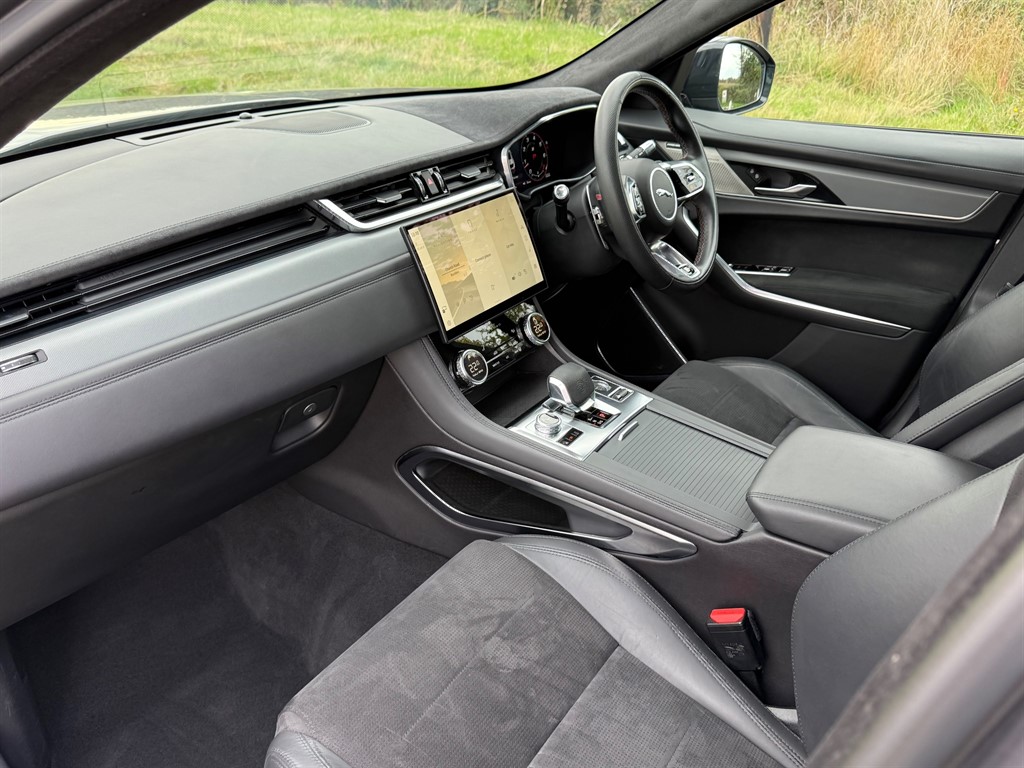 Used Jaguar F-Pace 2022 for sale - 76390316: Photo 10