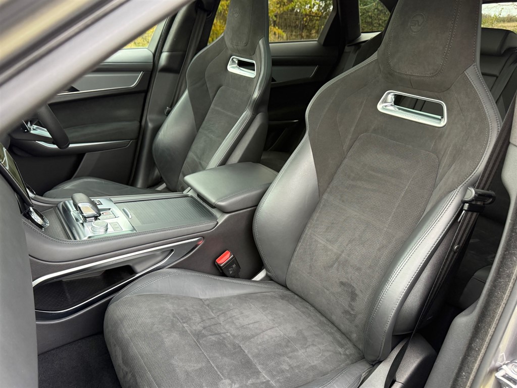 Used Jaguar F-Pace 2022 for sale - 76390316: Photo 12