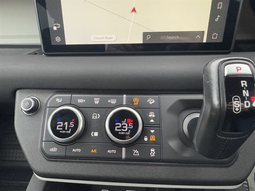 Used Land Rover Defender 2022 for sale - 76580383: Photo 12