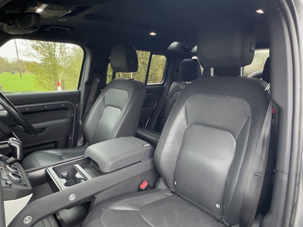 Used Land Rover Defender 2022 for sale - 76580383: Photo 13