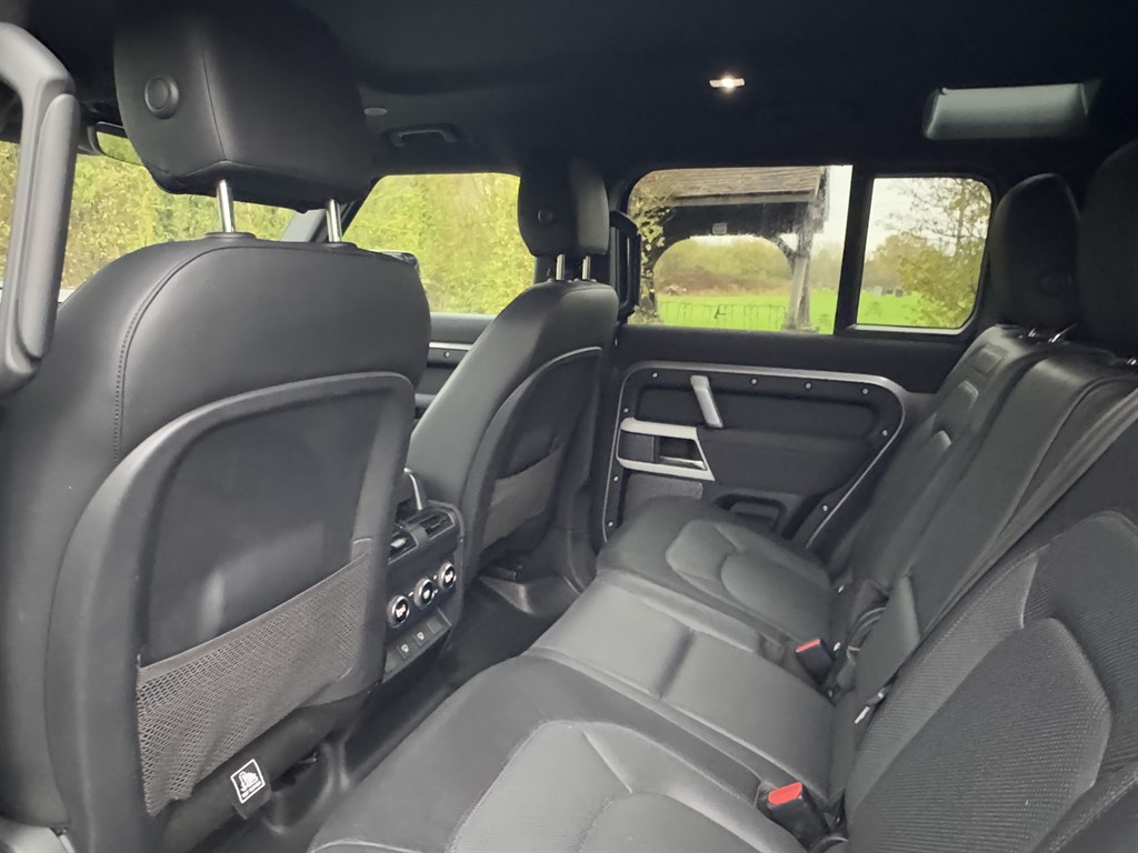 Used Land Rover Defender 2022 for sale - 76580383: Photo 21