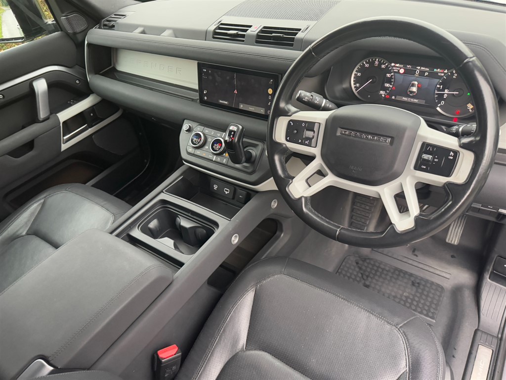 Used Land Rover Defender 2022 for sale - 76580383: Photo 6