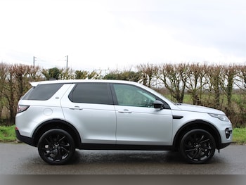 Used Land Rover Discovery Sport 2019 for sale - 75776265: Photo