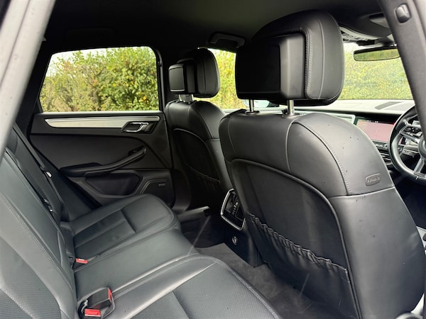Used Porsche Macan 2019 for sale - 76130993: Photo 14
