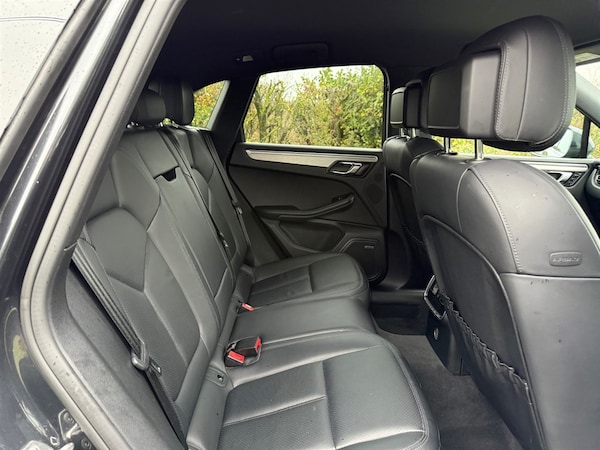 Used Porsche Macan 2019 for sale - 76130993: Photo 15