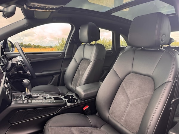 Used Porsche Macan 2019 for sale - 75571975: Photo 11