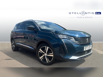 Peugeot - 5008