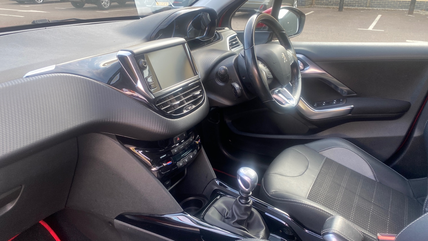 Used Peugeot 2008 2019 for sale - 76154043: Photo 12