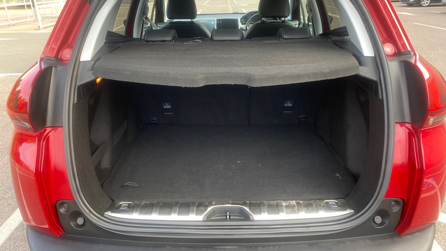 Used Peugeot 2008 2019 for sale - 76154043: Photo 19