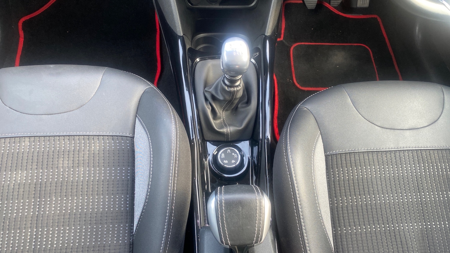 Used Peugeot 2008 2019 for sale - 76154043: Photo 20