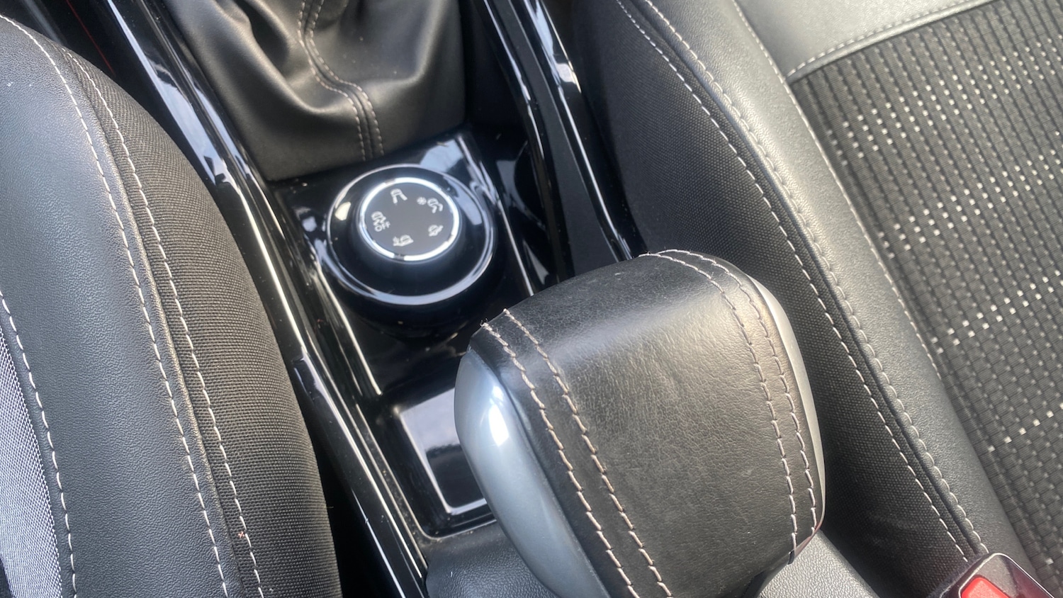 Used Peugeot 2008 2019 for sale - 76154043: Photo 21