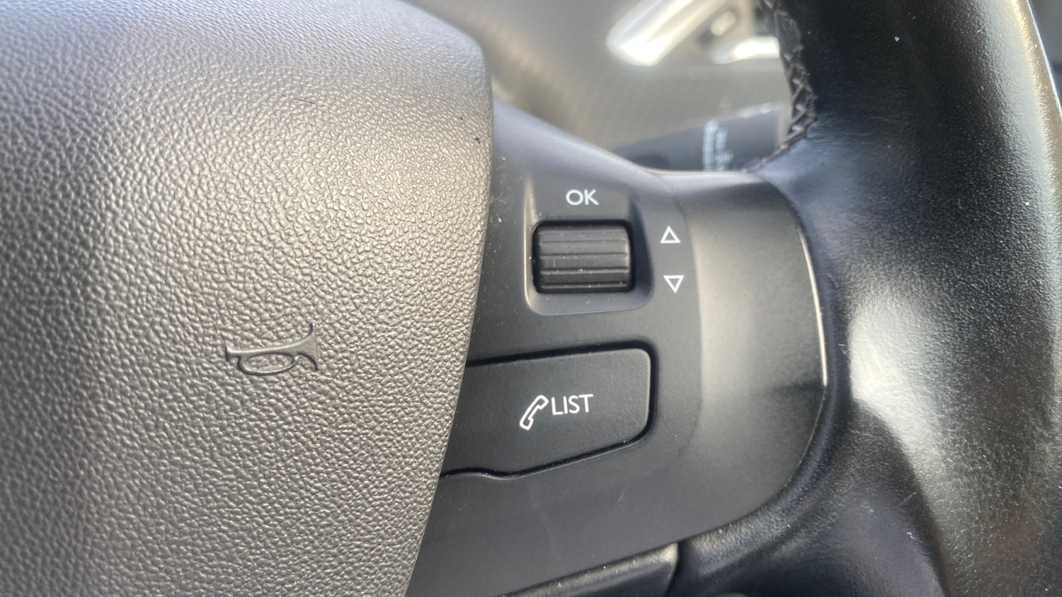 Used Peugeot 2008 2019 for sale - 76154043: Photo 24