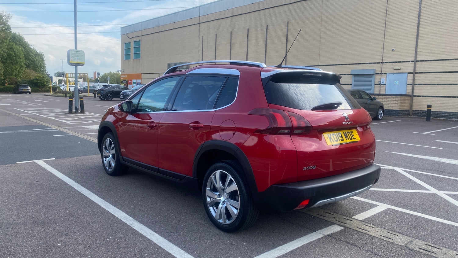 Used Peugeot 2008 2019 for sale - 76154043: Photo 5