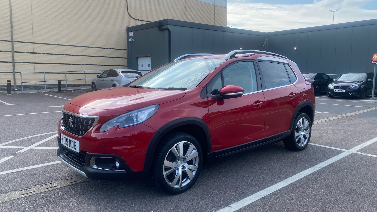 Used Peugeot 2008 2019 for sale - 76154043: Photo 7