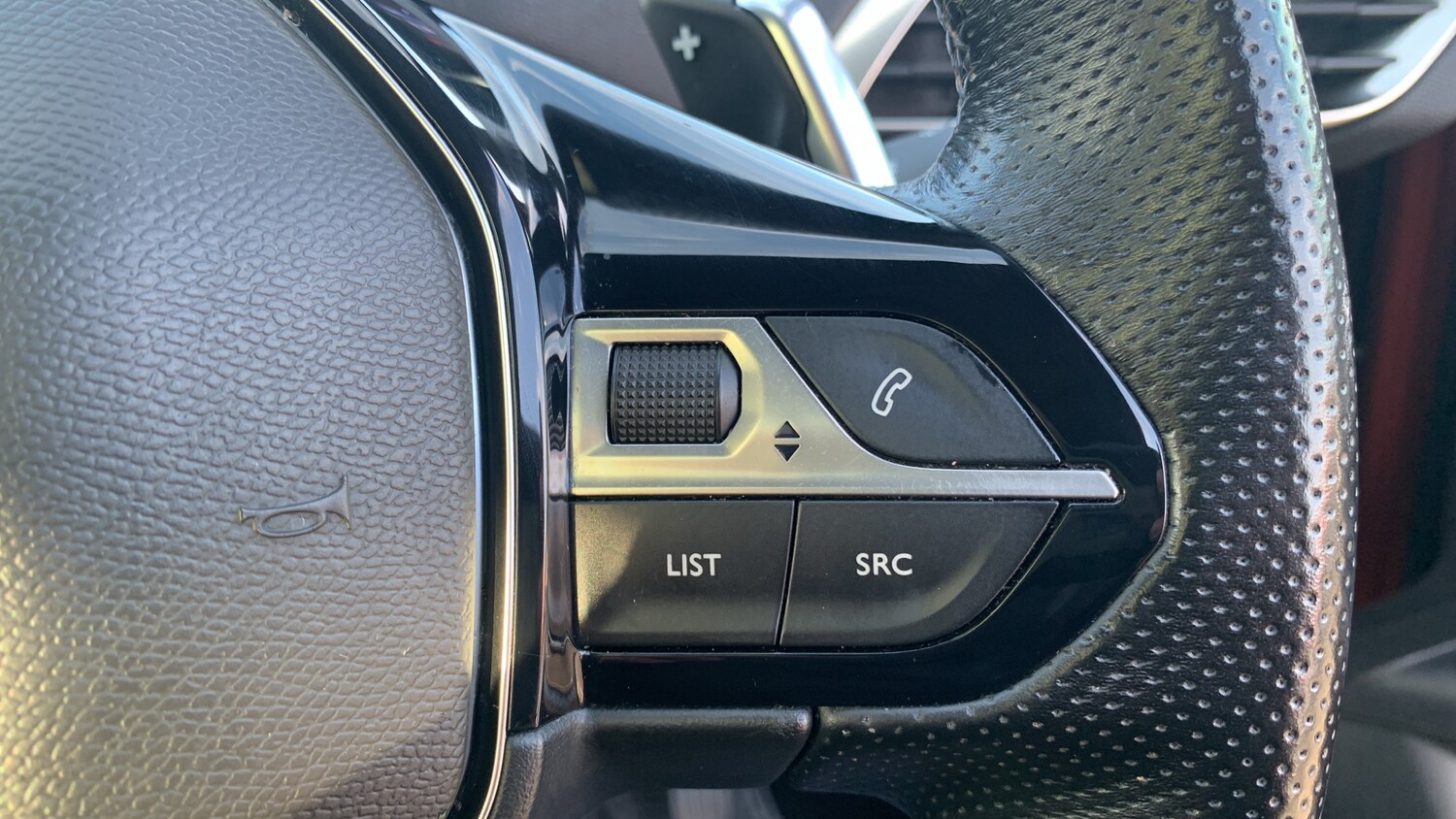 Used Peugeot 3008 2020 for sale - 76702971: Photo 25