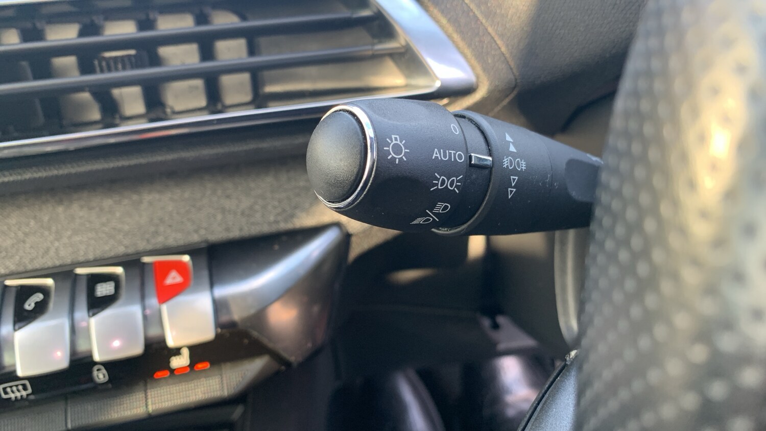 Used Peugeot 3008 2020 for sale - 76702971: Photo 28